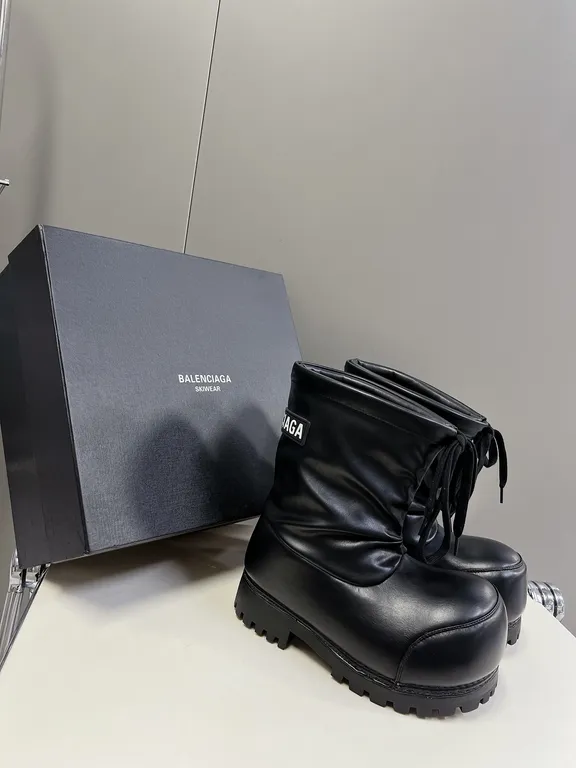 Balenciaga Shoe 